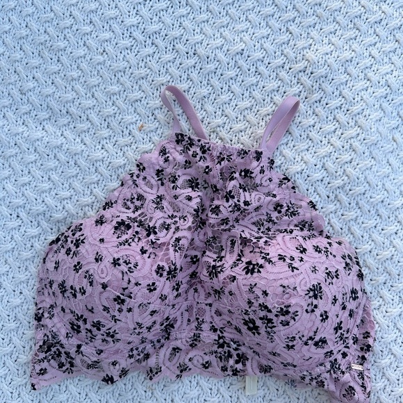 Victoria's Secret Other - PINK XL WOMENS Floral Lace Bralette in Lavender and Black